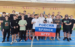 В БГТУ состоялся мастер – класс для студентов второго курса факультета информационных технологий (ФИТ) по виду спорта «Гонка дронов»